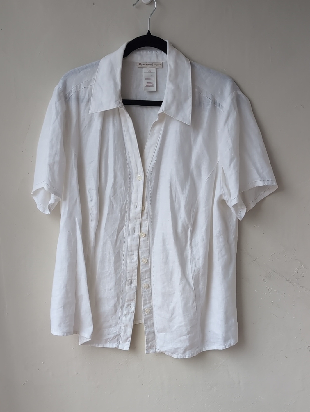 JM Collection White Short-Sleeve Button-Down Shirt